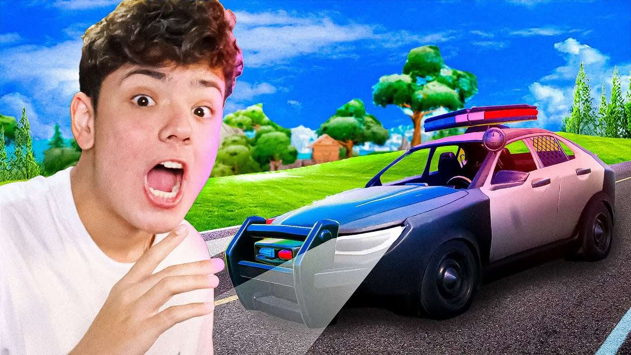 ENCONTREI CARROS da POLICIA no FORTNITE *2 anos escondidos*
